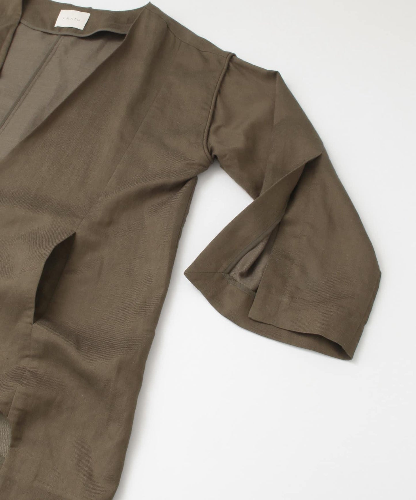 GOWN JACKET