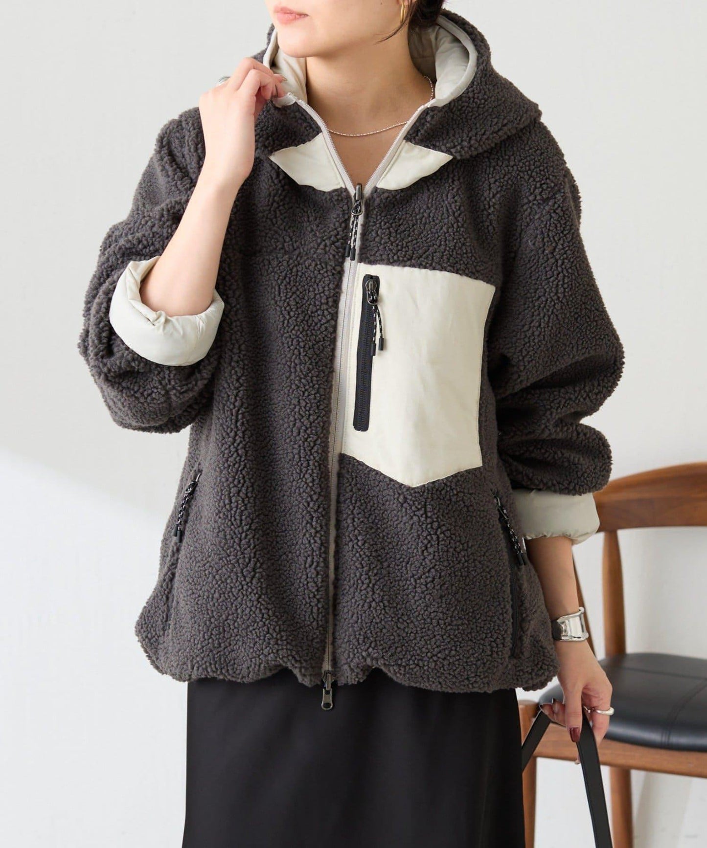 TAION聯名 可翻面羊羔絨羽絨服