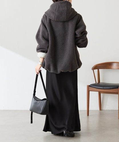TAION聯名 可翻面羊羔絨羽絨服