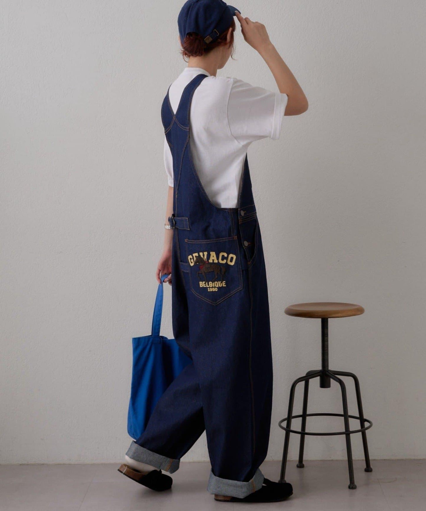 GEVACO 馬鞍包Logo印花牛仔揹帶褲