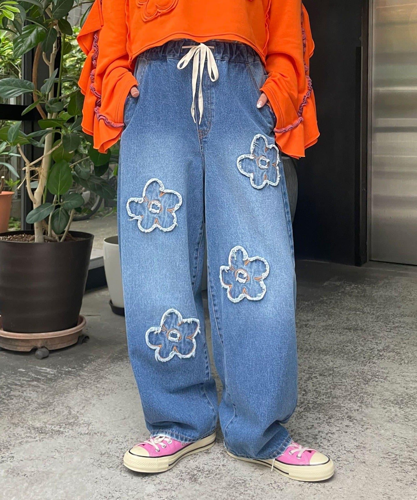 HELLO.SANFRANCISCO 花卉刺繡寬鬆牛仔褲