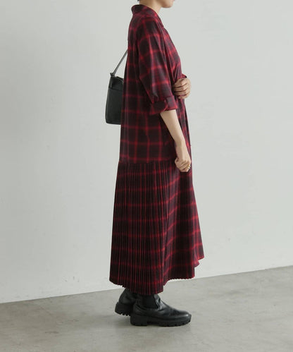 SUM1 STYLE 翻領百褶連衣裙