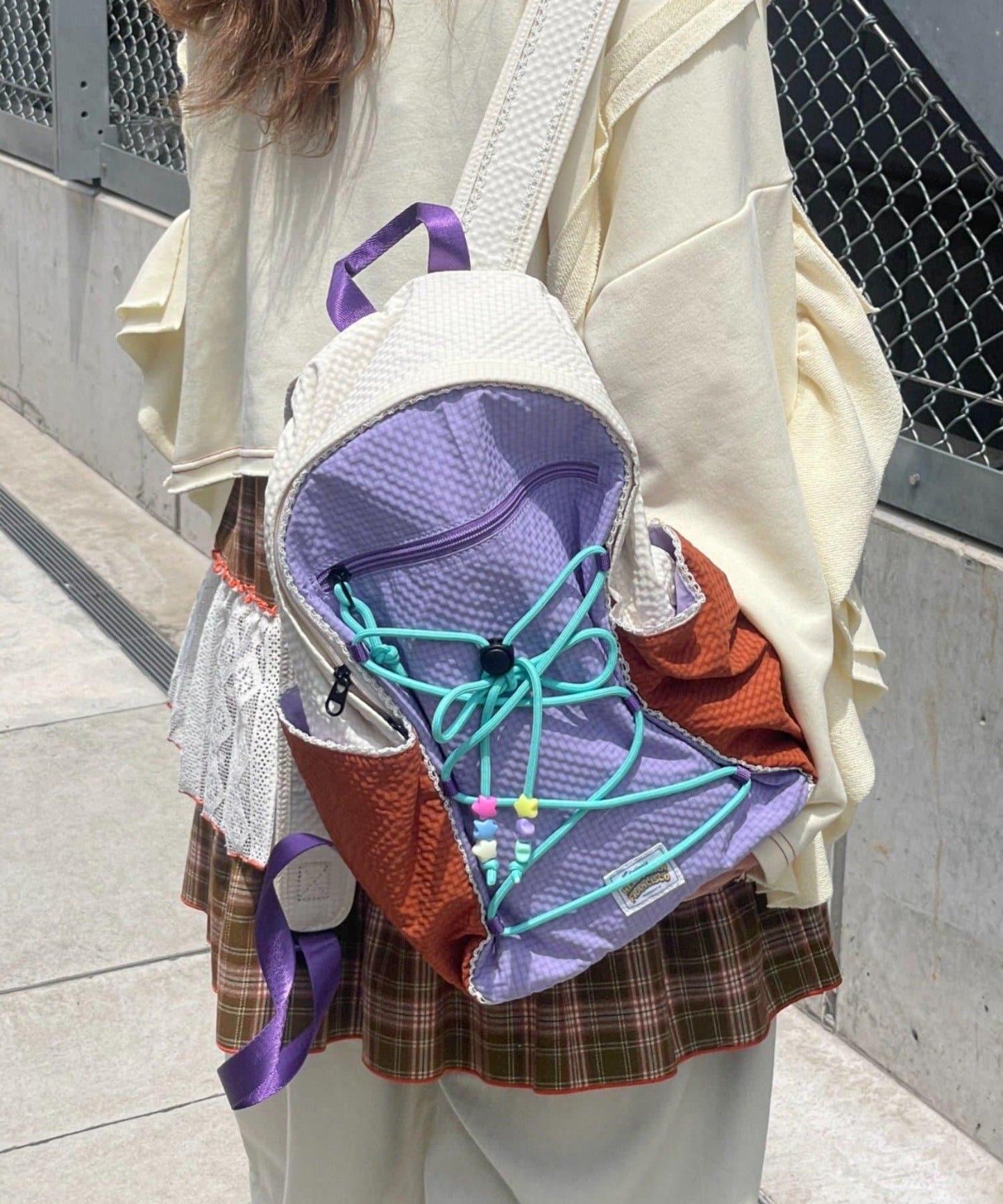 HELLO.SANFRANCISCO 彩色唇印雙肩包