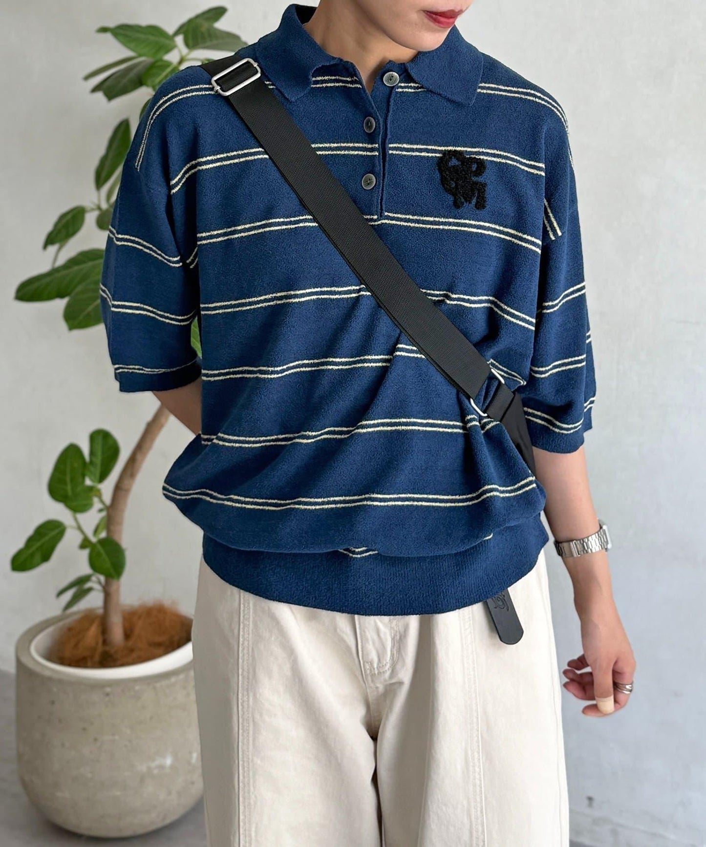 薩加拉刺繡毛絨針織Polo衫