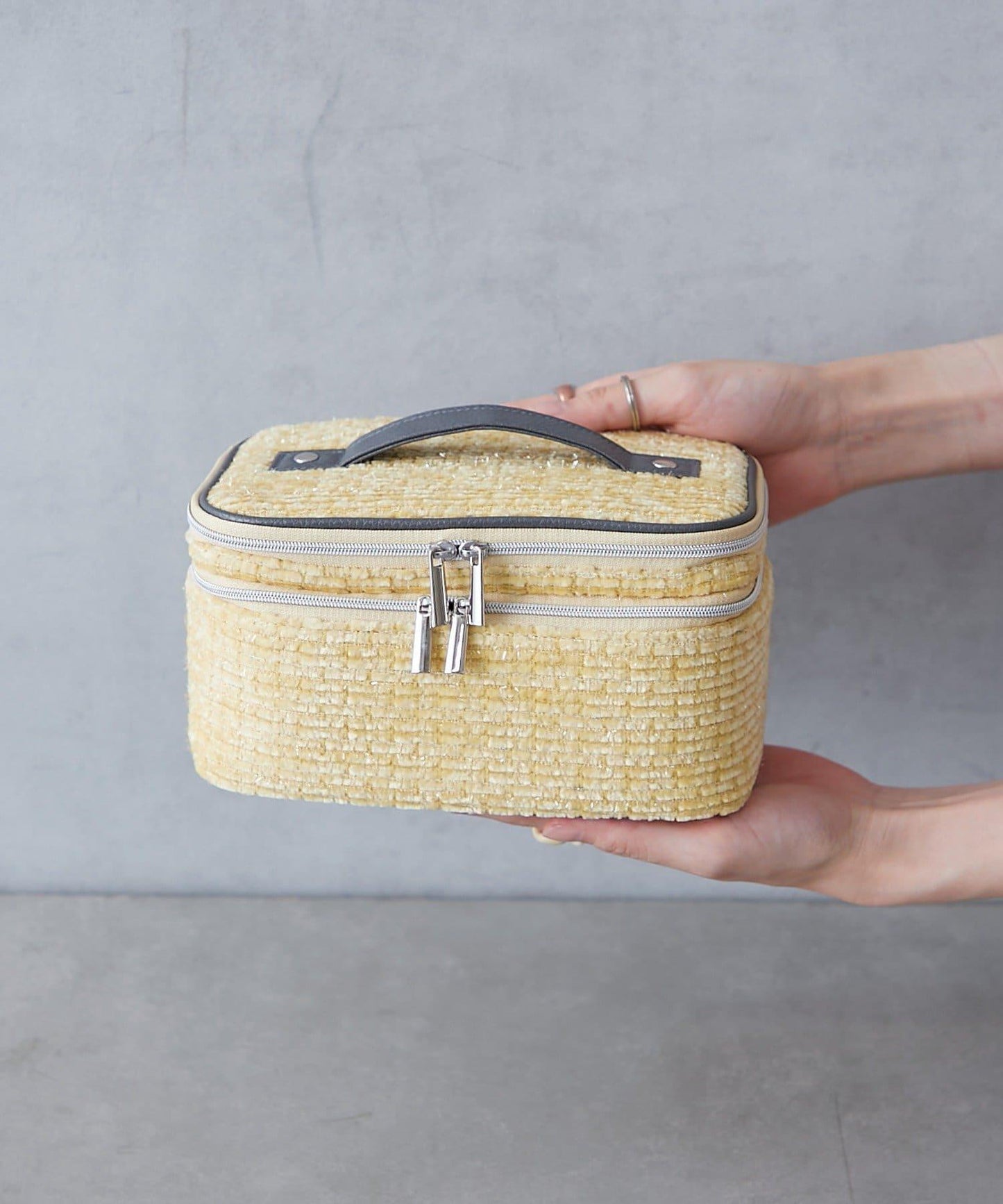Tweed Multi Spec Vanity Pouch 化妝包