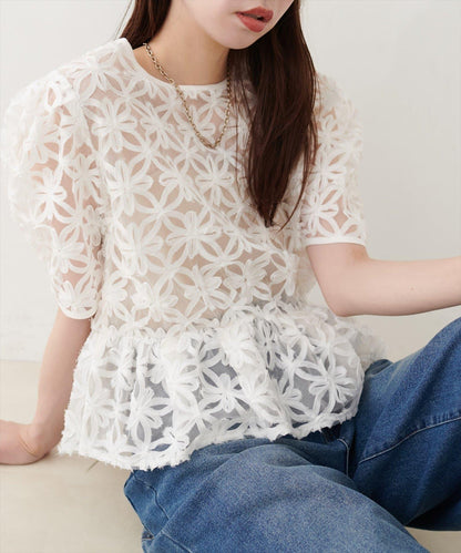 花朵刺繡 收腰下襬襯衫