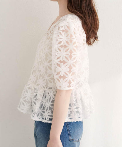 花朵刺繡 收腰下襬襯衫