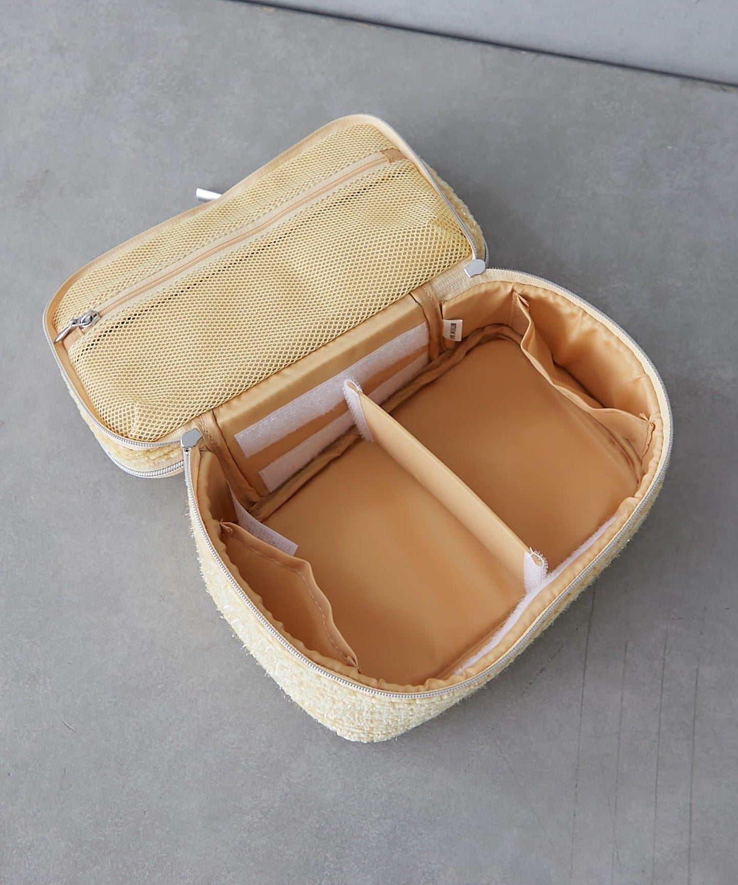 Tweed Multi Spec Vanity Pouch 化妝包