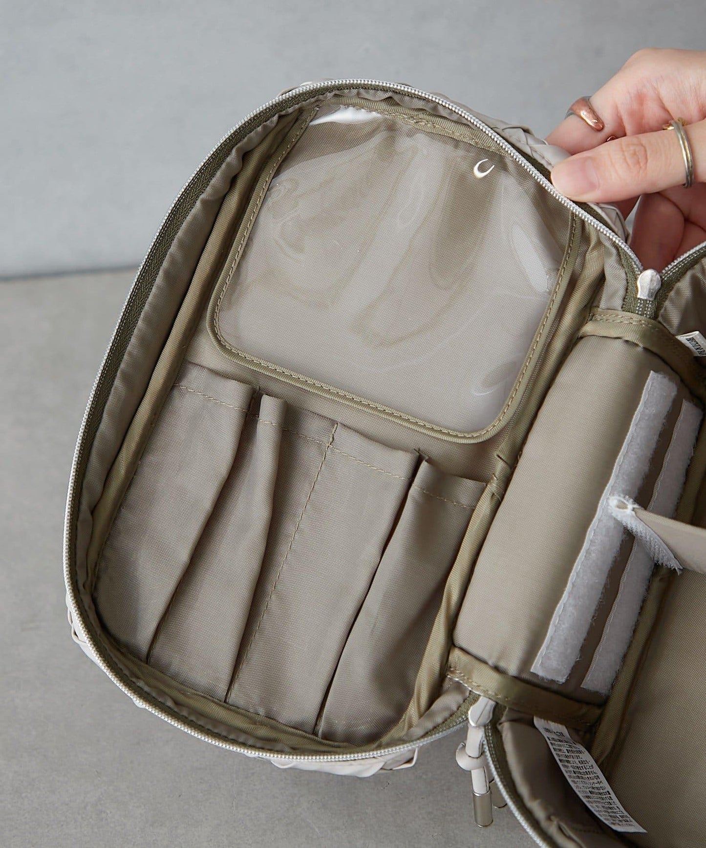 Suede Vanity Pouch 化妝包