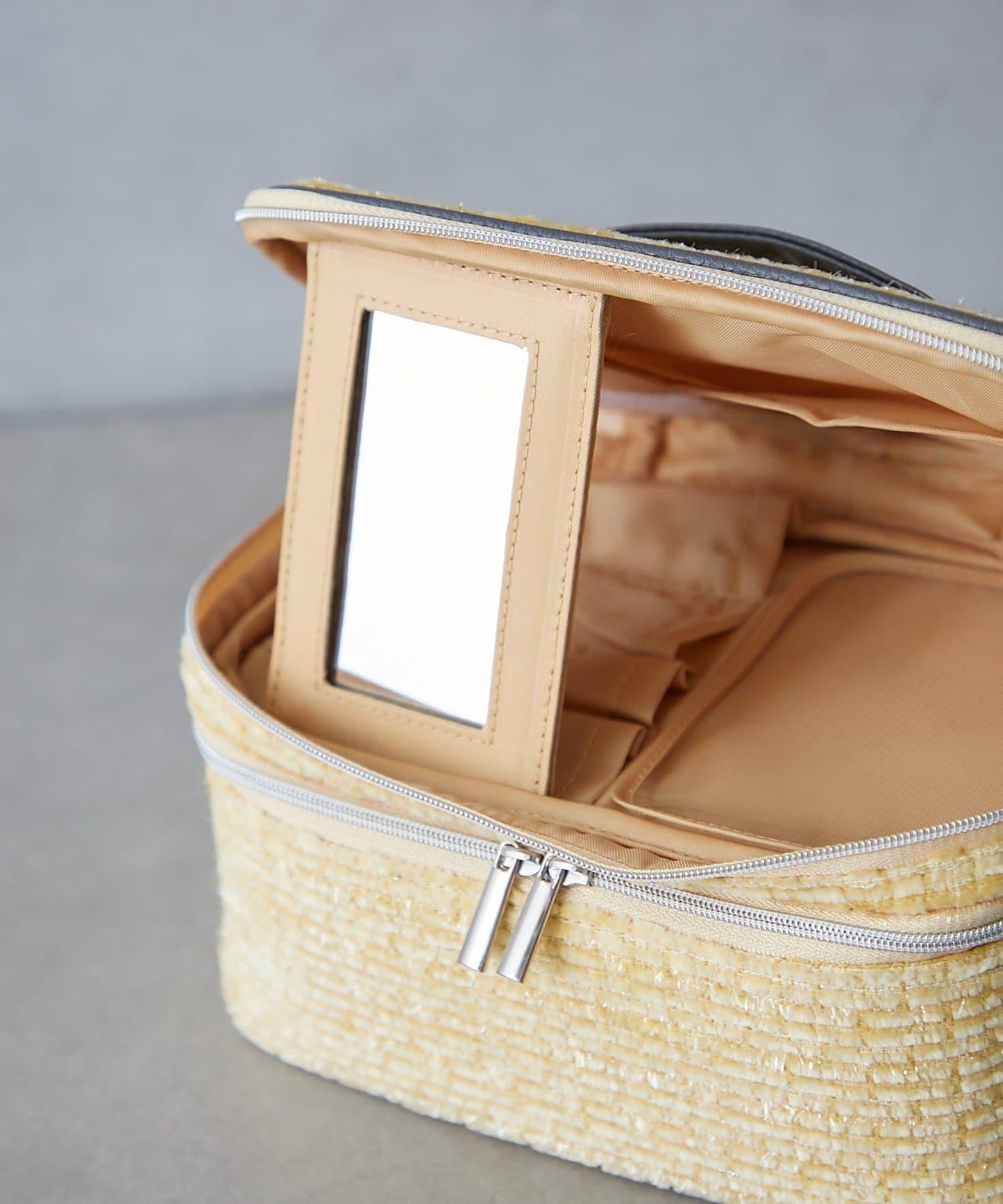 Tweed Multi Spec Vanity Pouch 化妝包