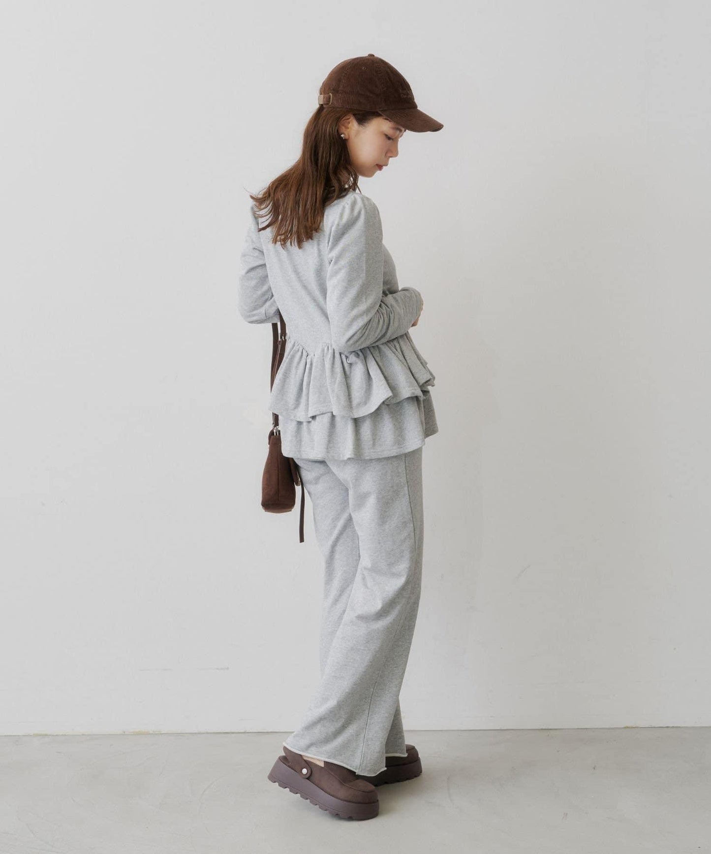 KATOMARI企畫 easy flare sweat pants