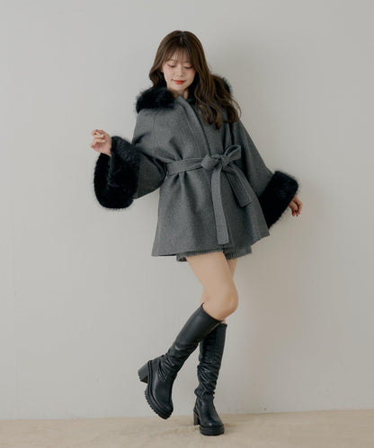 Chico 翻領斗篷外套