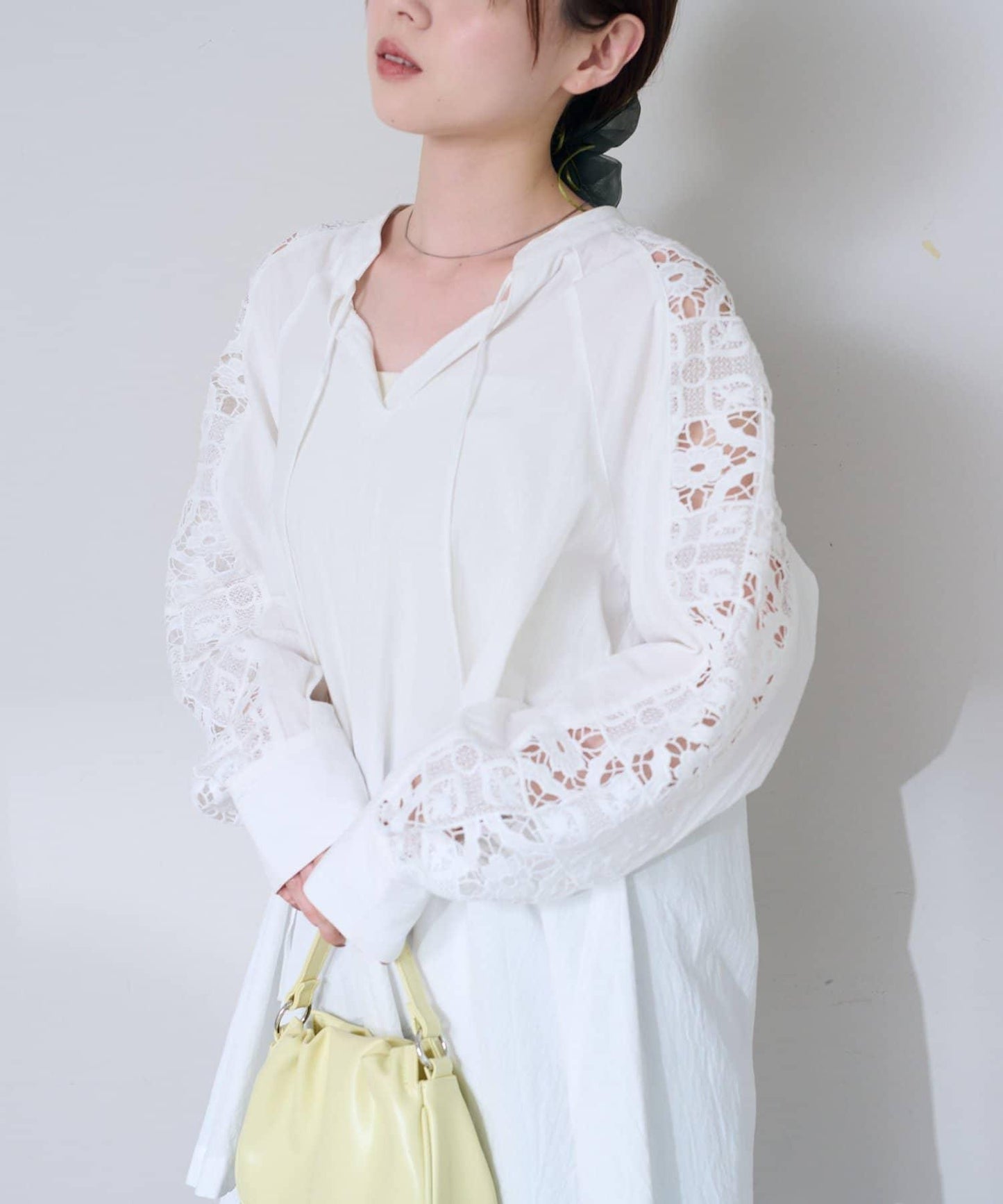 Kastane 袖蕾絲束腰上衣
