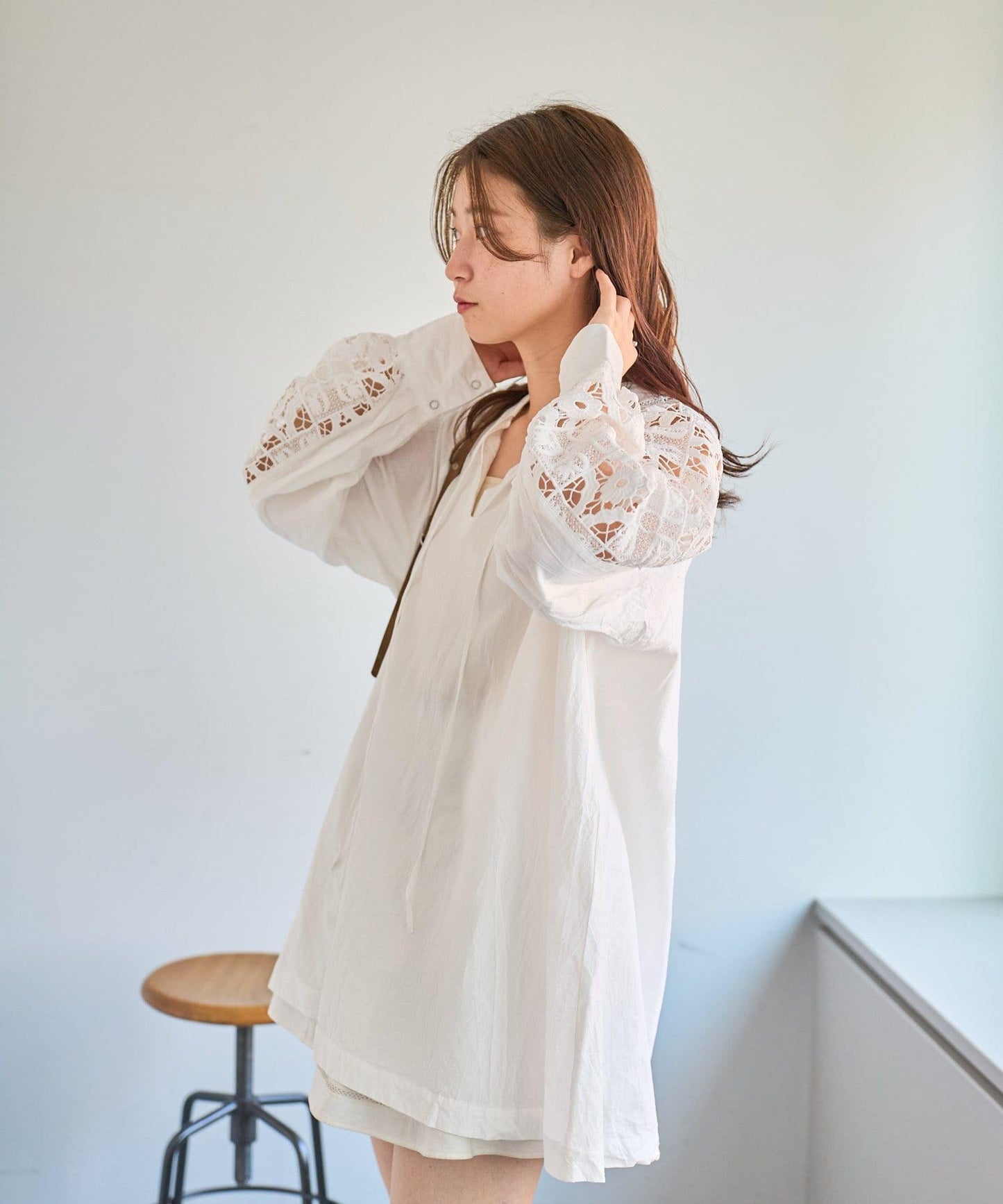 Kastane 袖蕾絲束腰上衣