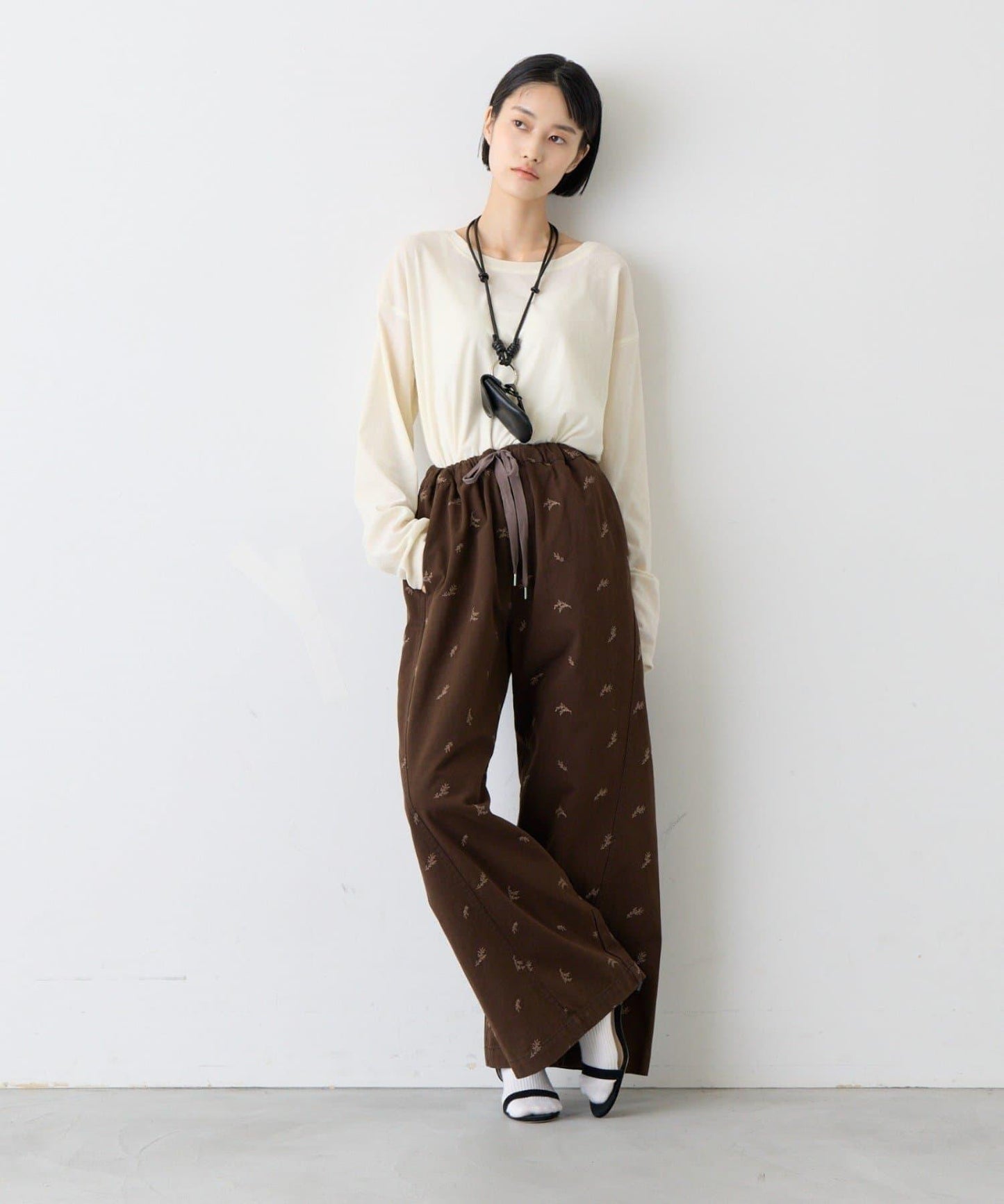 刺繡闊腿休閒長褲