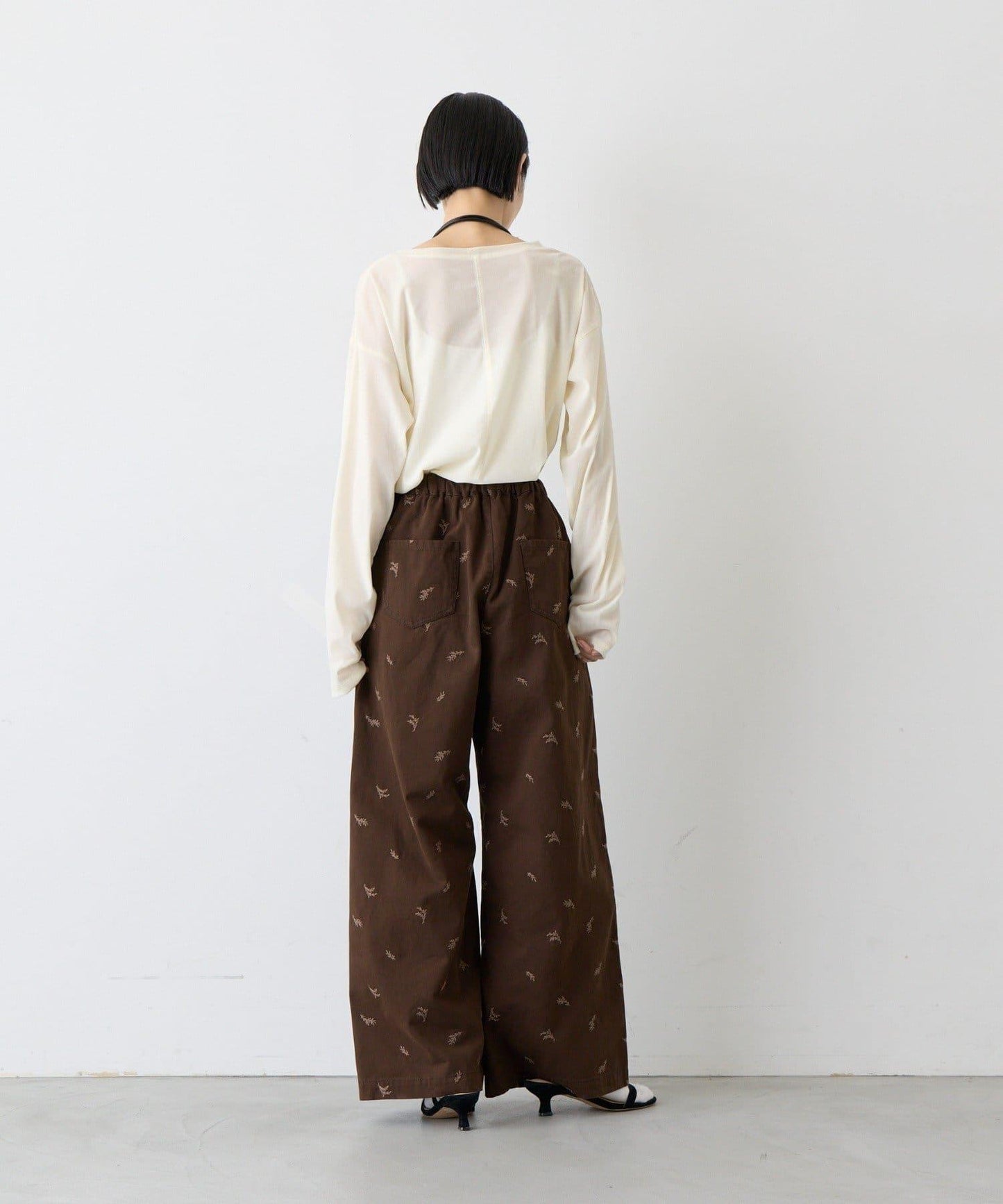 刺繡闊腿休閒長褲