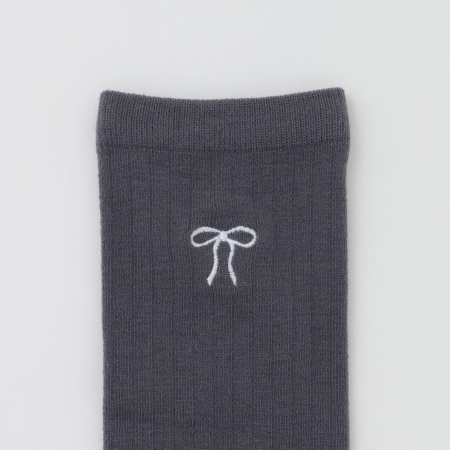 蝴蝶結刺繡過膝襪