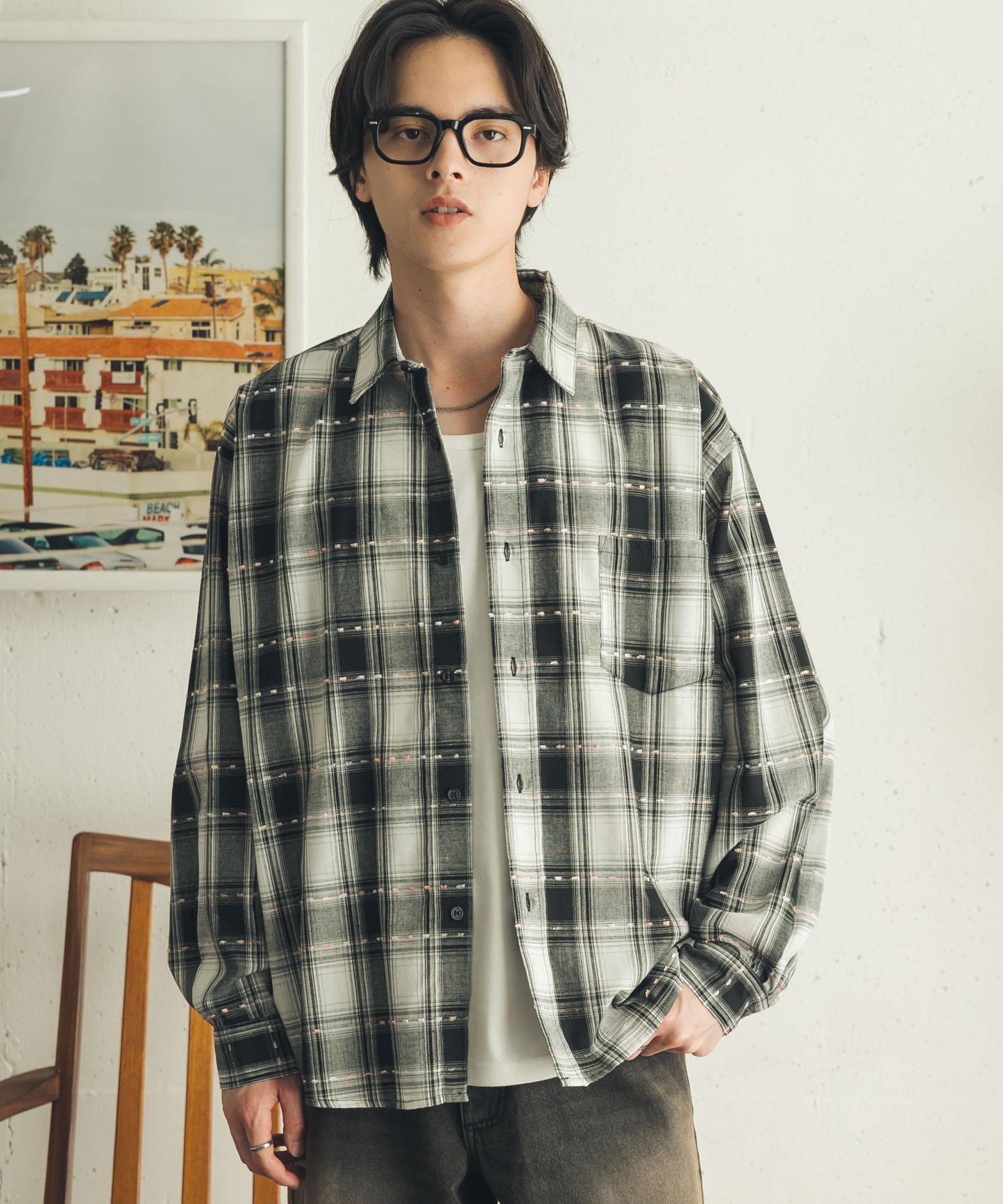 多臂格紋常規領長袖襯衫