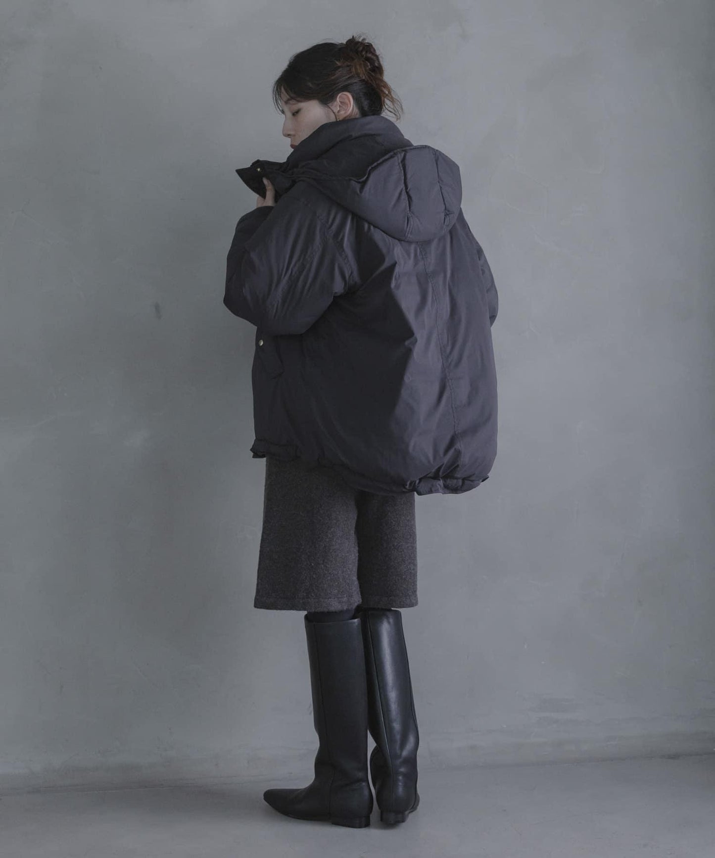 防潑水兩穿連帽立領羽絨服