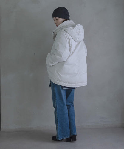 防潑水兩穿連帽立領羽絨服