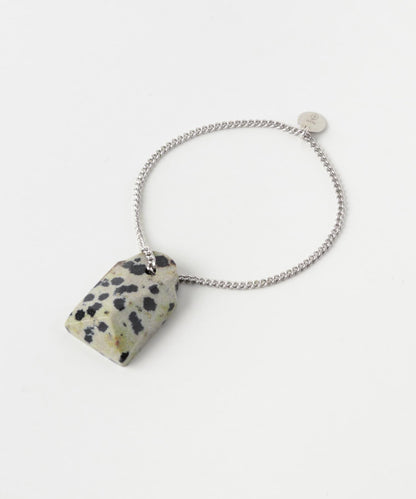 AXEP TAG FINE STONE