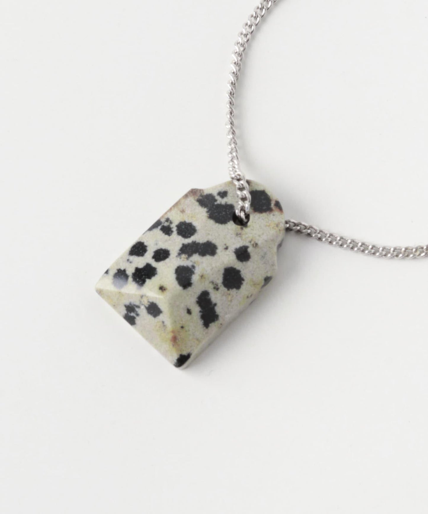 AXEP TAG FINE STONE