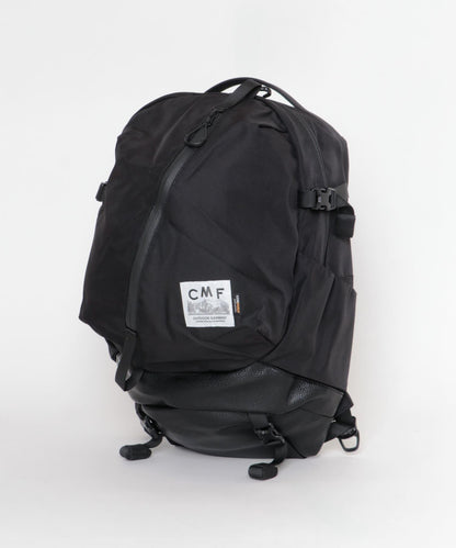 CMF OUTDOOR GARMENT WEEKENDERZ