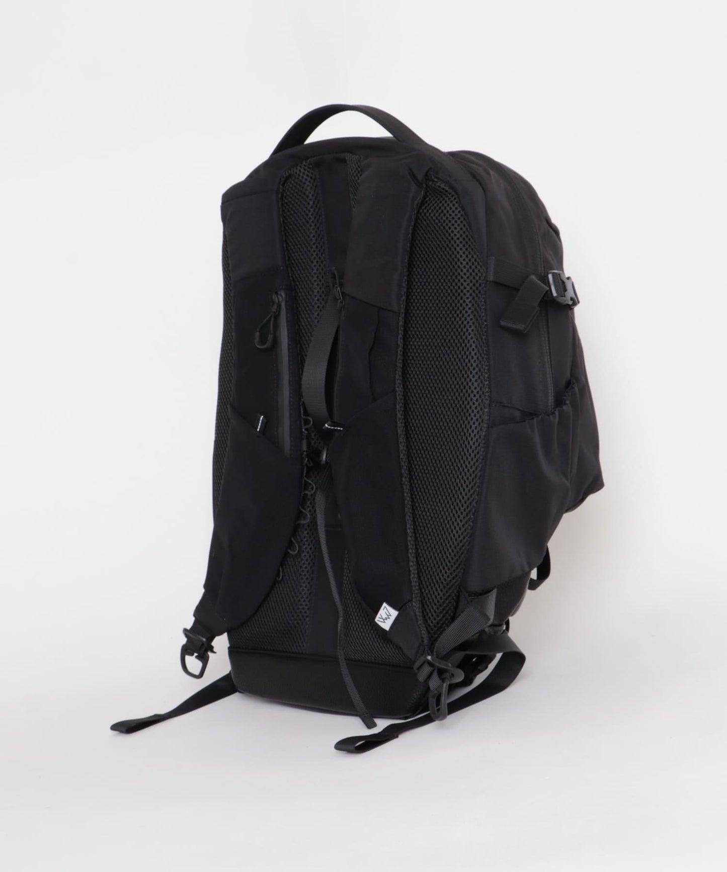 CMF OUTDOOR GARMENT WEEKENDERZ