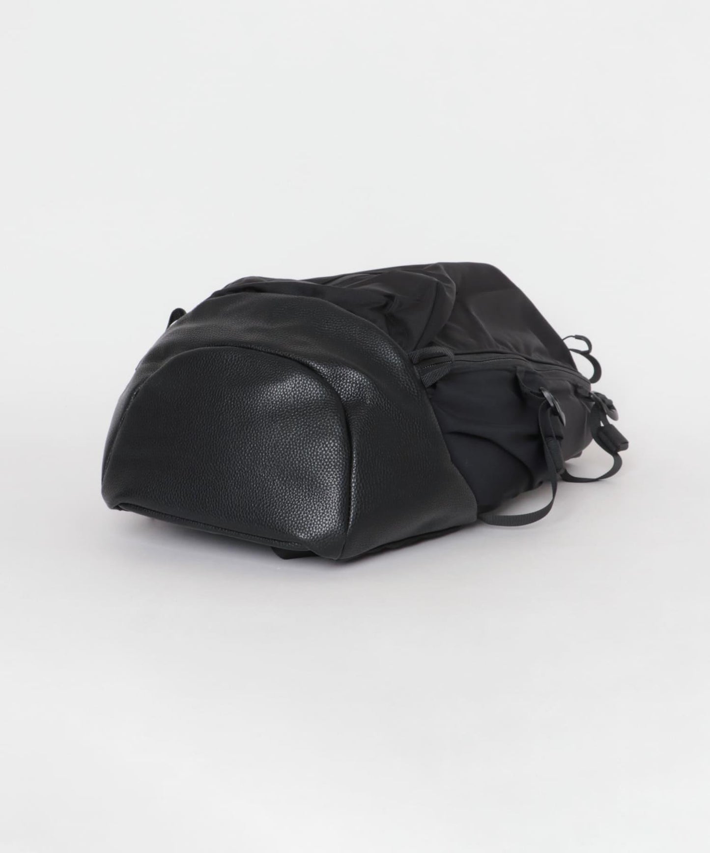 CMF OUTDOOR GARMENT BACKPACKERZ 32 戶外揹包