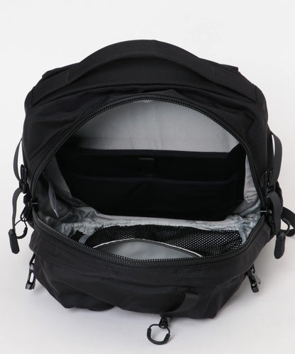 CMF OUTDOOR GARMENT WEEKENDERZ