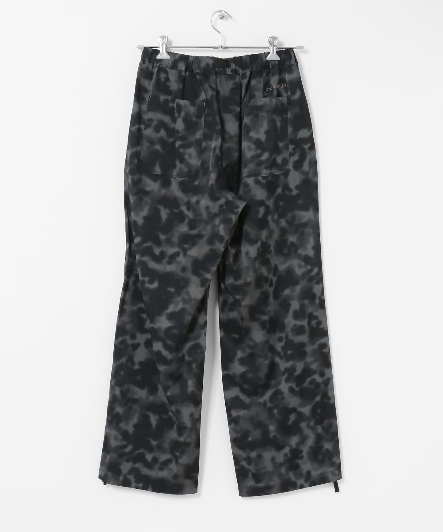 and wander printed satin 褲子
