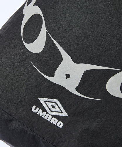 UMBRO × ONE OR EIGHT 抽繩包
