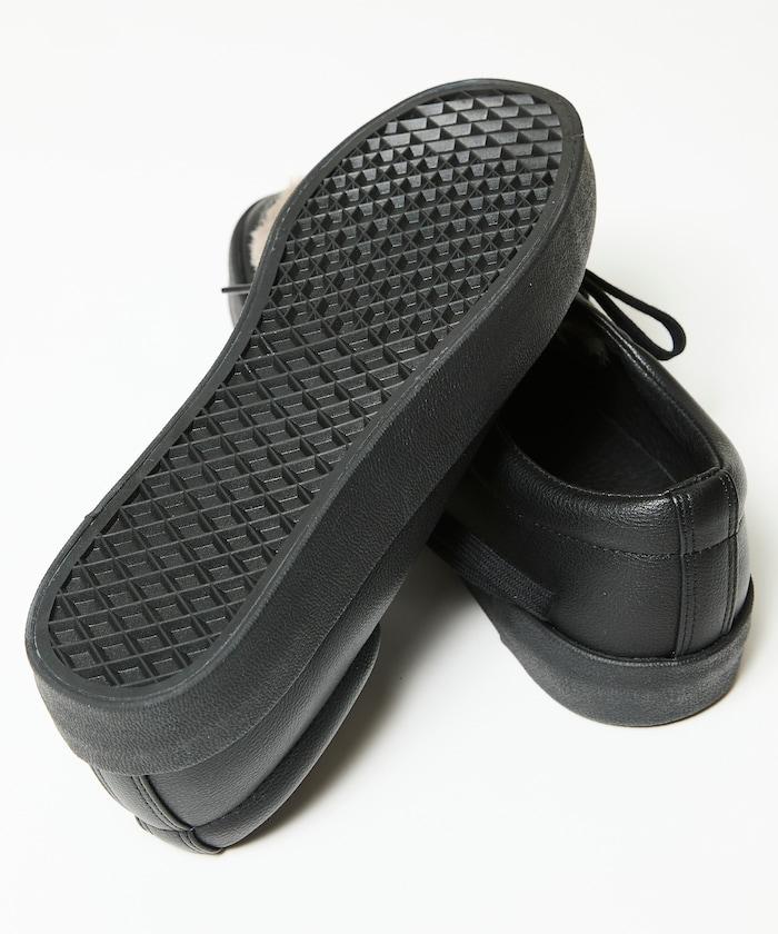 ファーモックスニーカー