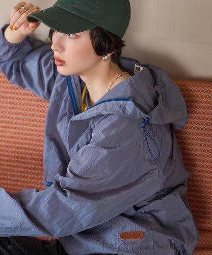 連帽套頭衫
