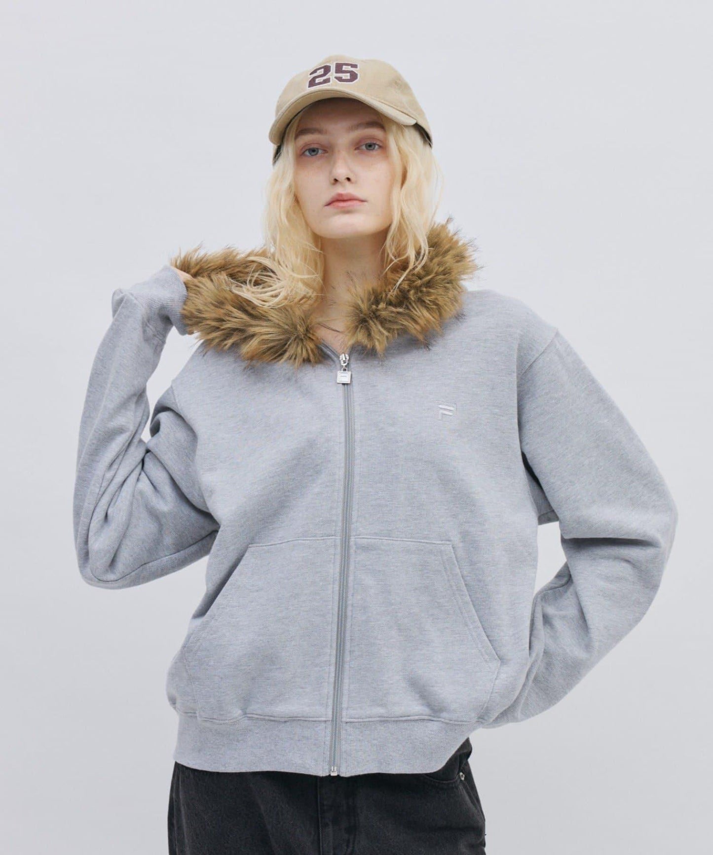 FILA 聯名 加絨連帽拉鍊衛衣