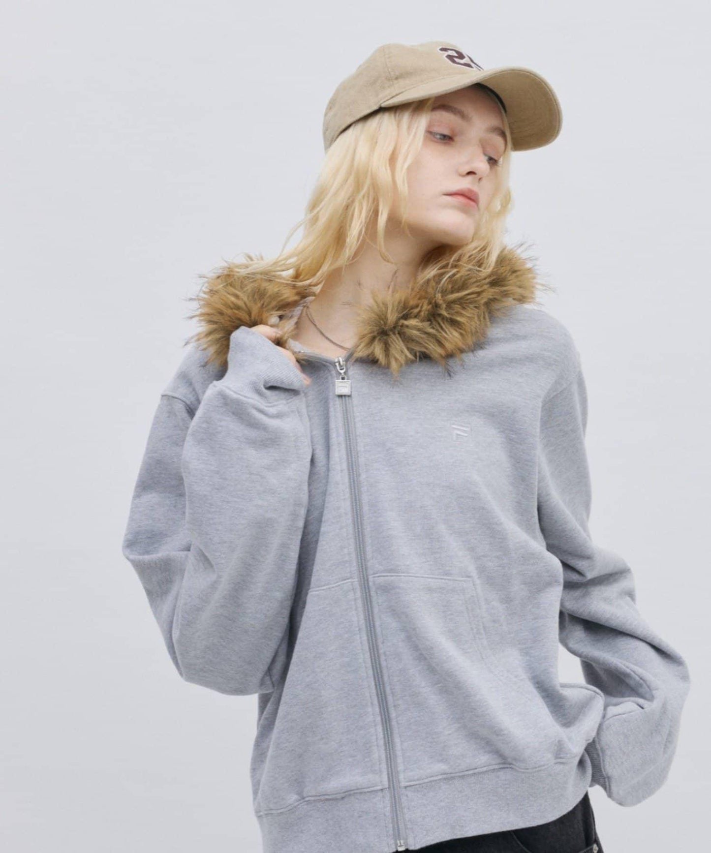 FILA 聯名 加絨連帽拉鍊衛衣