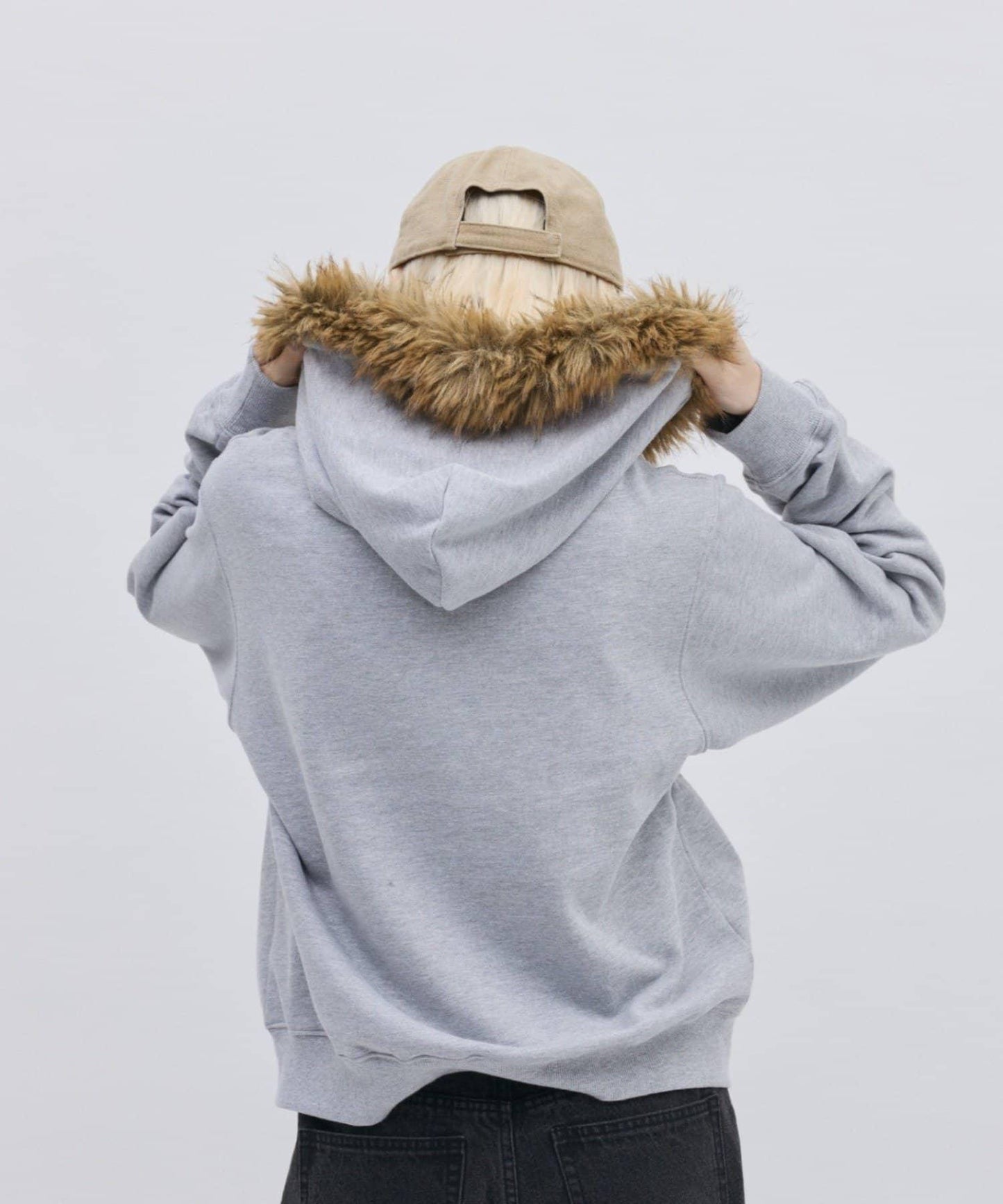 FILA 聯名 加絨連帽拉鍊衛衣