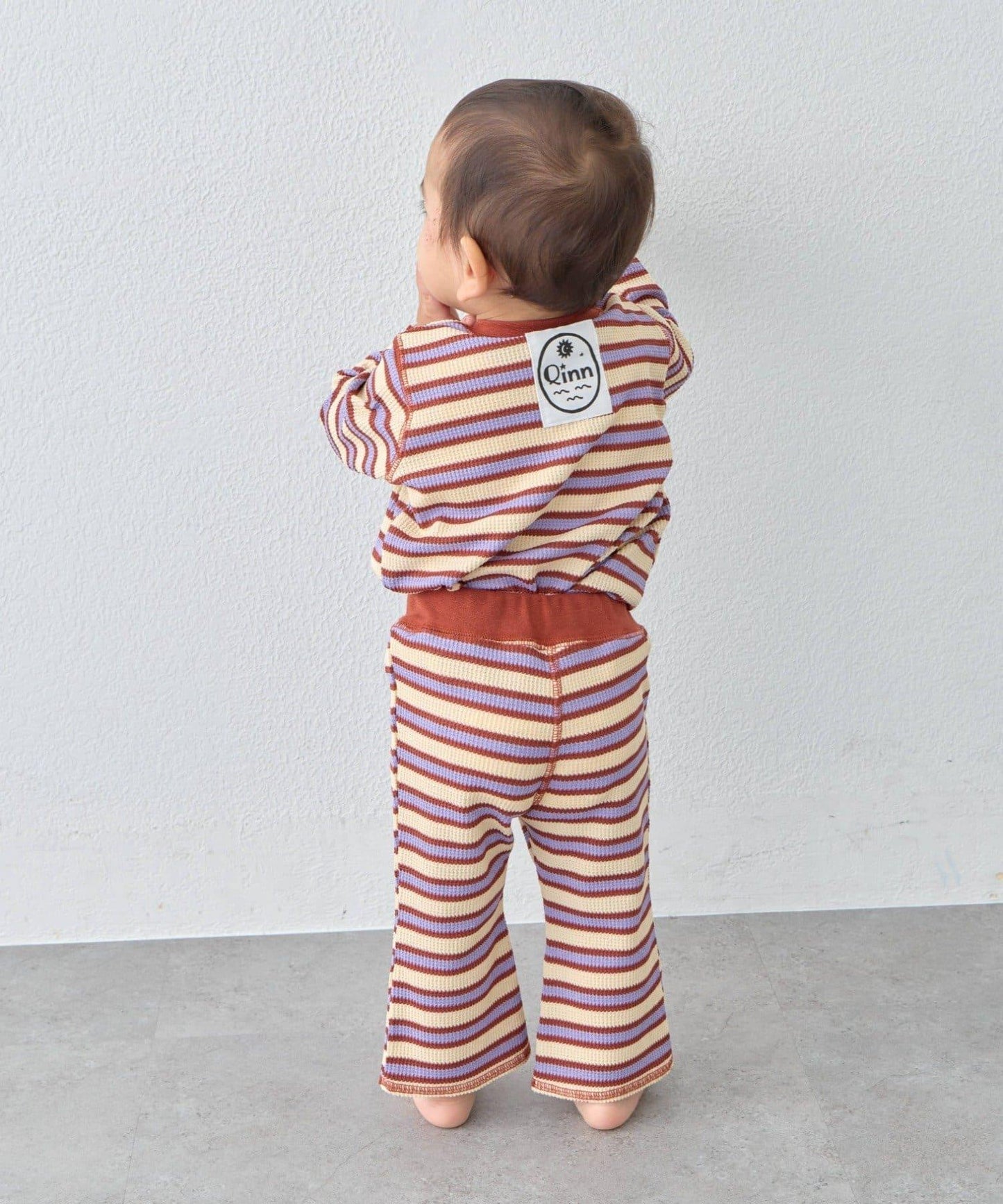 Qinn華夫格條紋兒童打底褲
