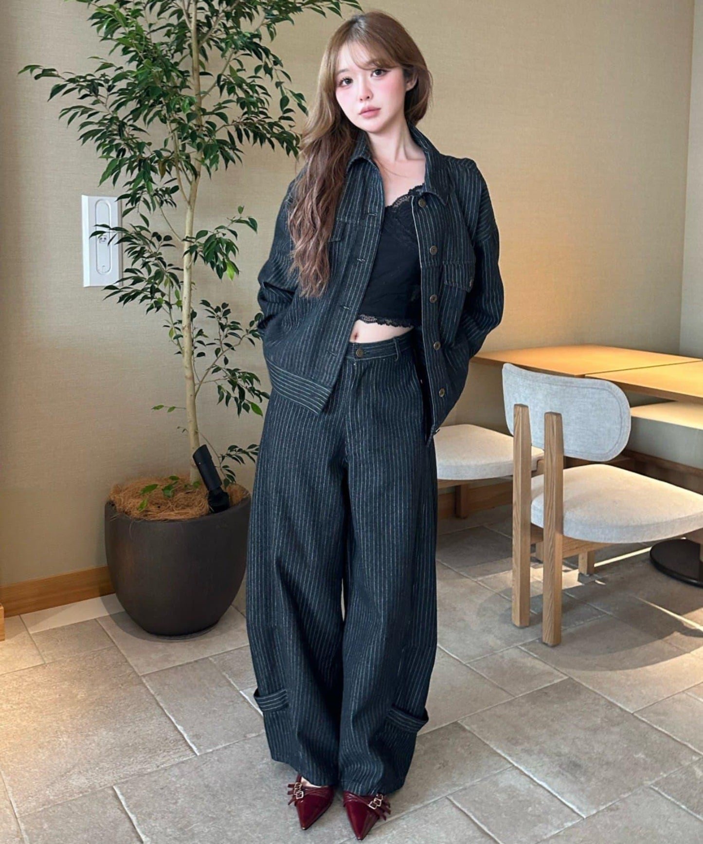 彎刀設計牛仔褲