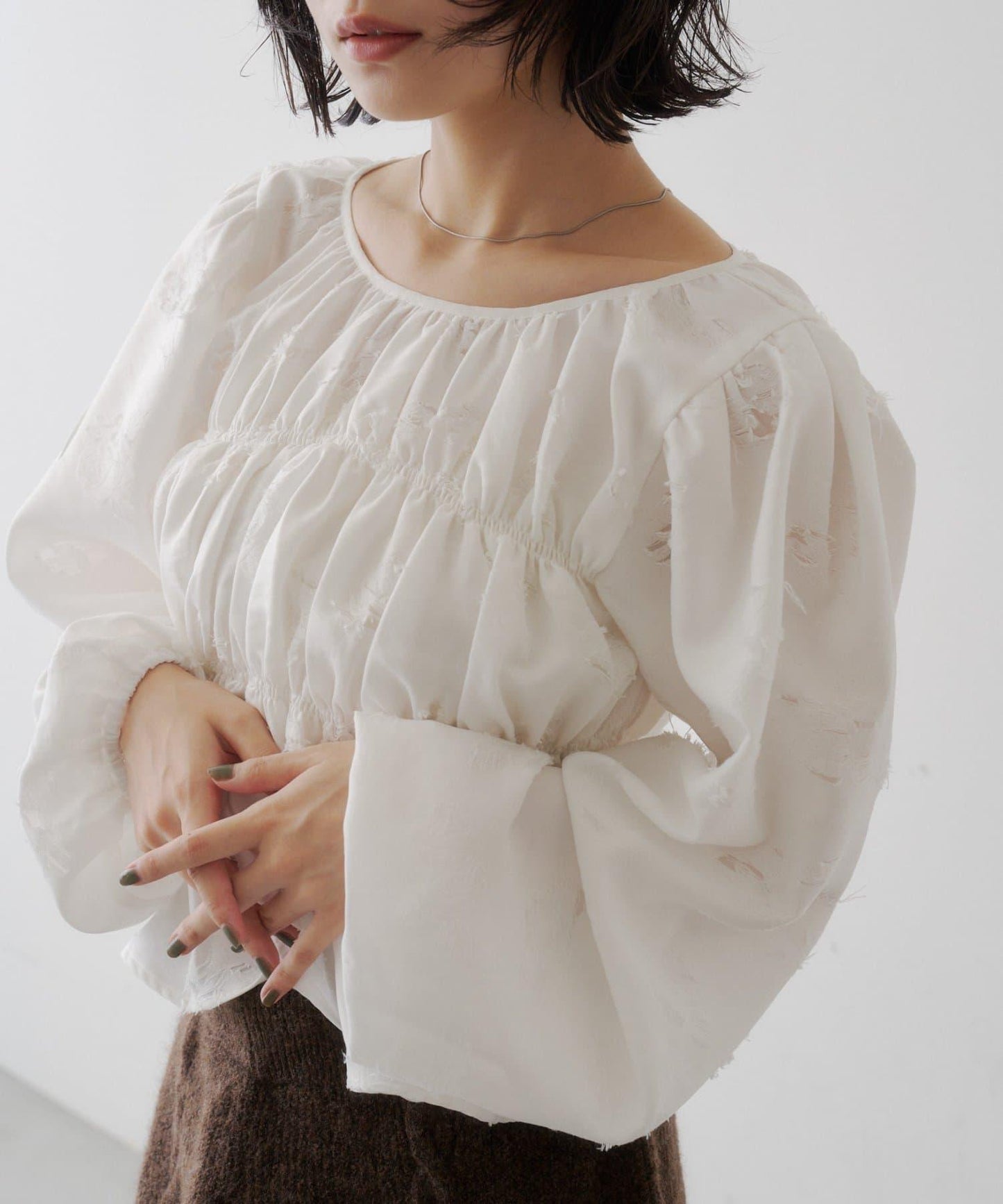 牛仔蕾絲泡泡袖襯衫