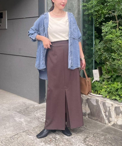 開叉窄身半身裙