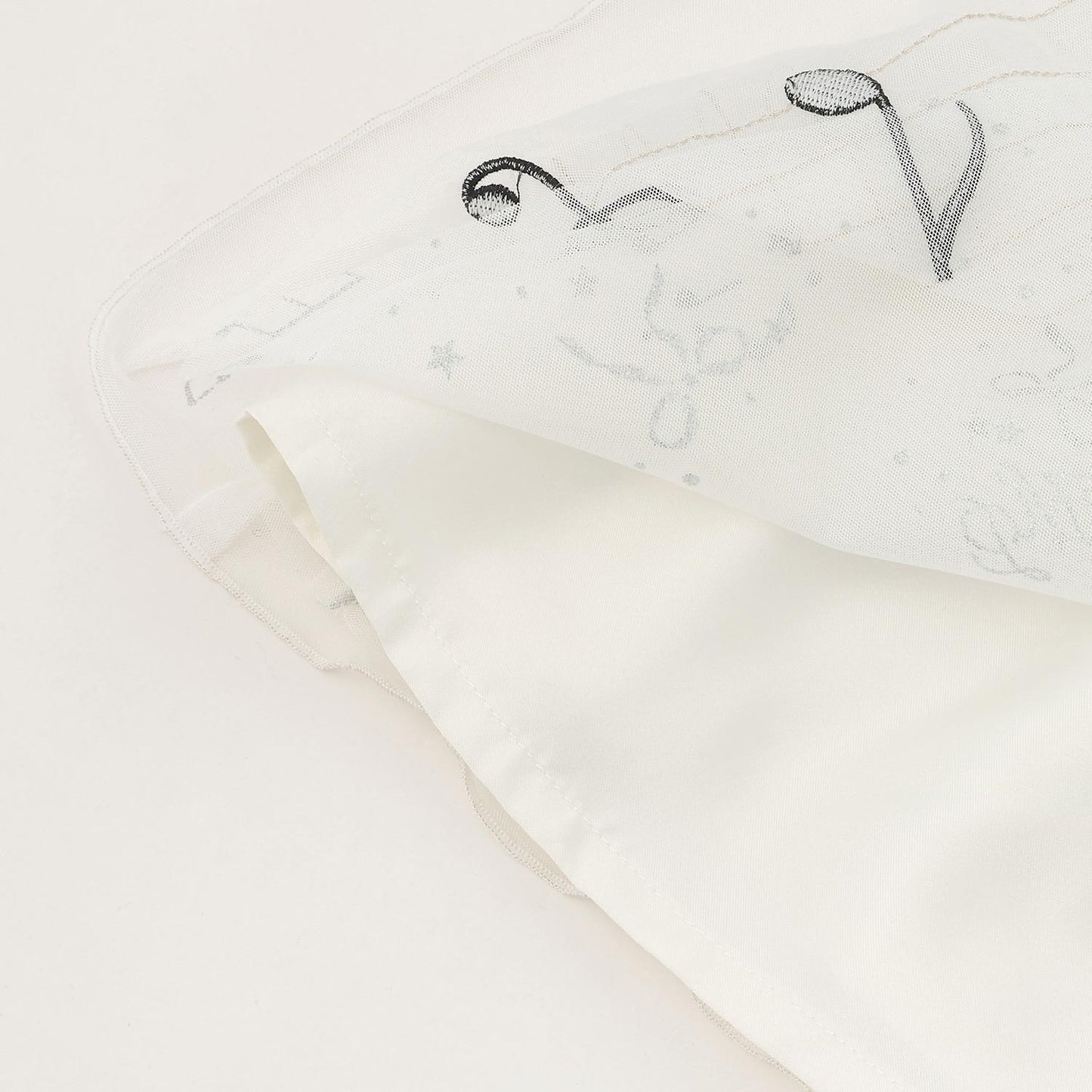 音符刺繡薄紗拼接連衣裙