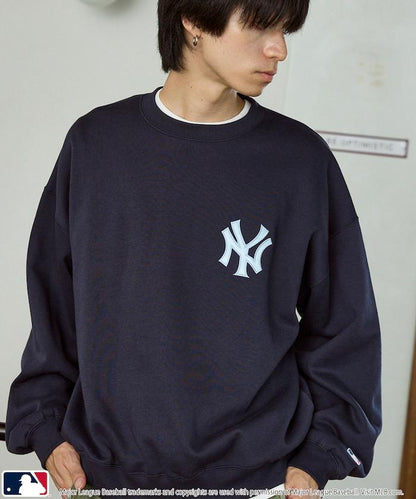 聯名 MLB 裡起毛 クルーネック ロゴ スウェット 限定展開