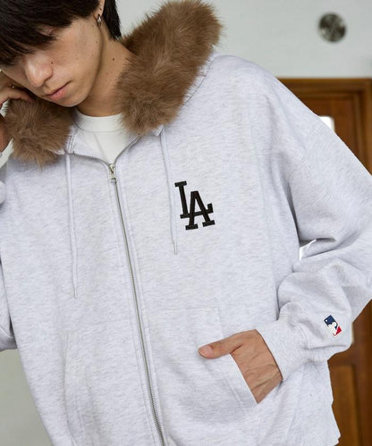 聯名 MLB 裡起毛 ジップ フェイクファー 付 フーディー スウェット 限定展開