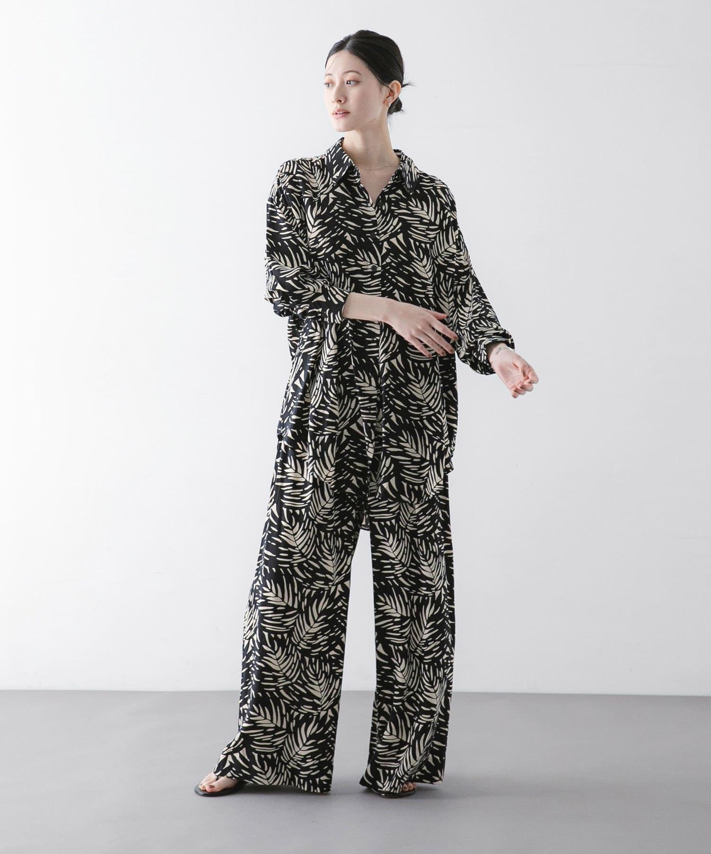 LUSANA SUN SHIRTS 一部聯名カラー