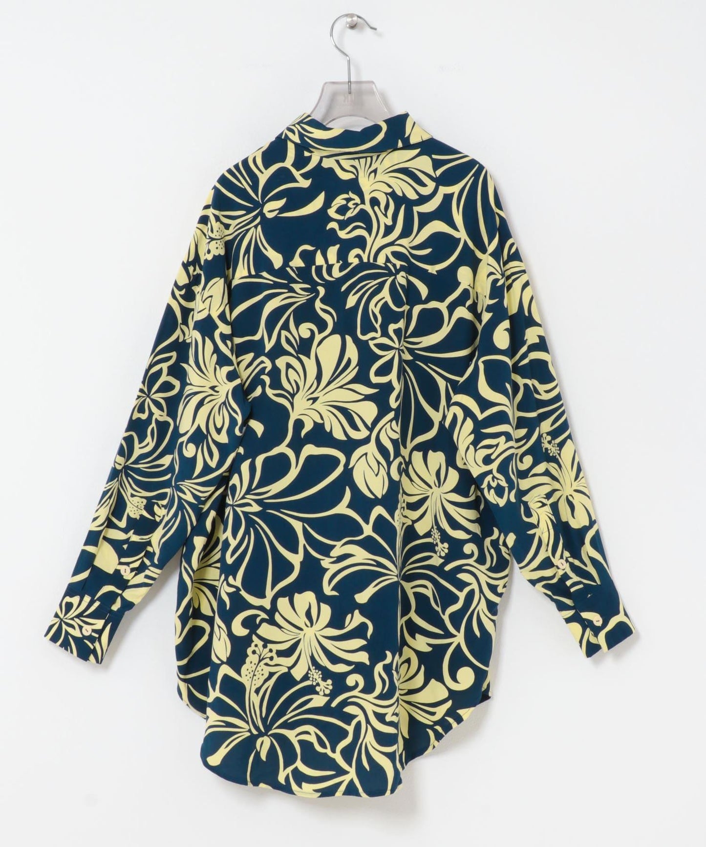 LUSANA SUN SHIRTS 一部聯名カラー