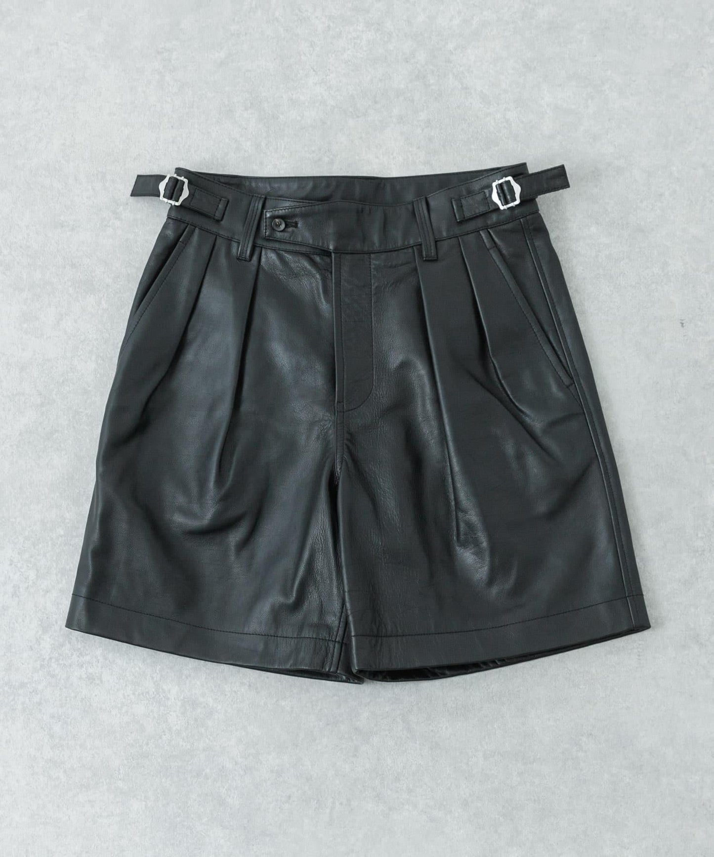 new basic BUFFALOCALF GURKHA SHORTS