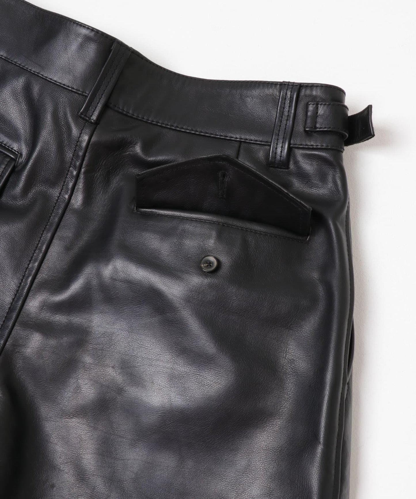 new basic BUFFALOCALF GURKHA SHORTS