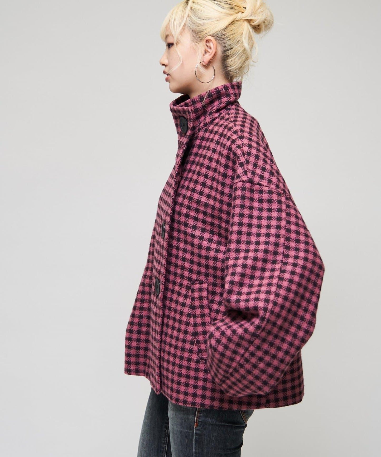 【26AW LOOK掲載品番】大紐扣不對稱半身外套