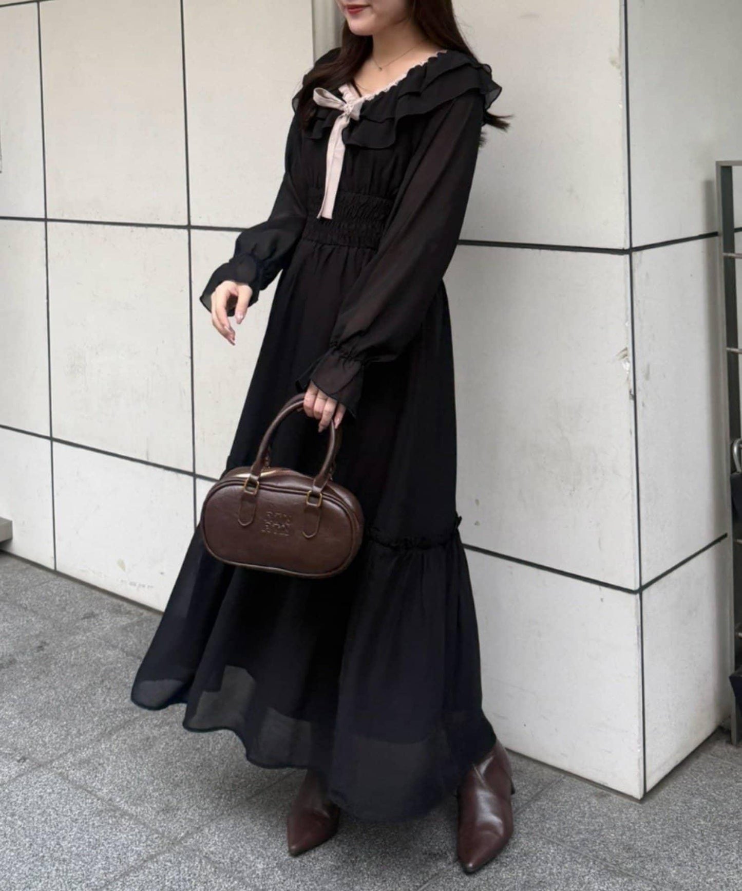 フリル衿連衣裙